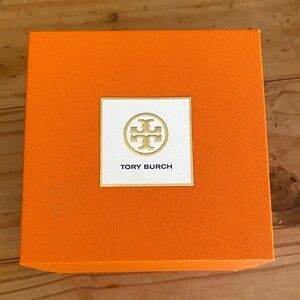 🎉 AUTHENTIC TORY BURCH TAN WRAP WATCH‼️